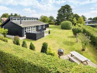 8 person holiday home in Ebeltoft-By Traum - 3