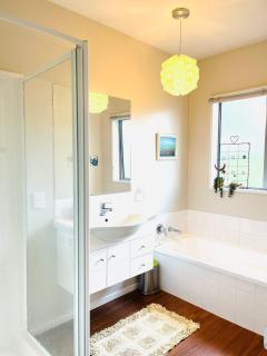 Quiet and Warm Family Home - 2
