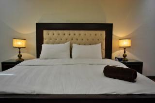 Goldcrest Mall and Residency - Royal Two-Bed Suite By Alvis Suite - 9