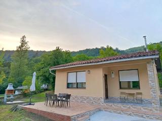Casa con jardín en la montaña de los valles pasiegos - 8