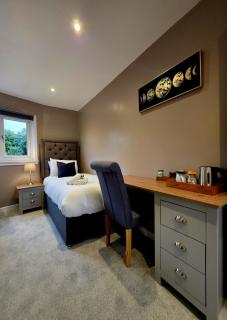 The Railway Inn - 6