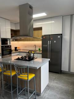 Amplio y acogedor departamento de 130m2 - 2do piso - Lima - 2