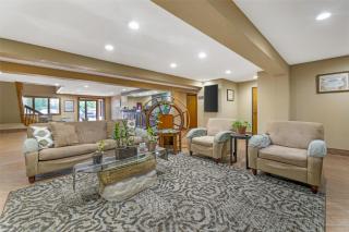 Best Western Maritime Inn - 9