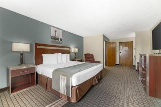 Best Western Maritime Inn - 5