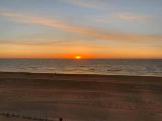 Apartment in Zeedijk with Sea View - 8