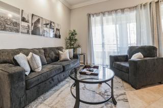 Fabulous Penthouse Apartment LAS VEGAS Strip view with resort amenities! 5 min walk to main attractions! ONLY LONG TERM RENTALS min 30 nights! - Las Vegas - 0