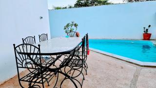 Villa with pool, close to sea - 8