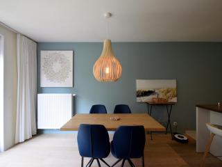 Sunny Ground Floor Escape - 8