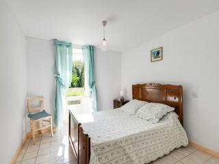 Vacation Home in Lacropte near Woods - 6