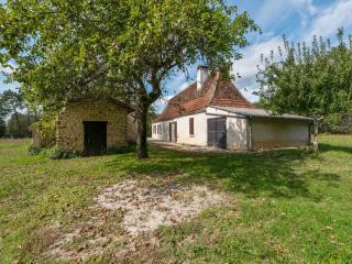 Vacation Home in Lacropte near Woods - Cendrieux - 0