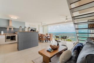 CARACOLA Beachfront PH with pool by Casa Paraiso - 1