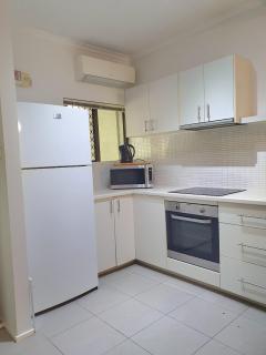 Cascades! 2 bedroom apartment close to town! - Port Douglas - 4
