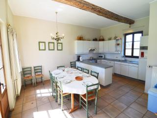 Cottage with Tennis Court - - 7