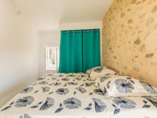 Holiday Home in Montouliers near Nature Reserve - 3