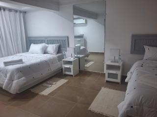 Spacious Condo with 2 queen beds in Sosua walking distance from everything - 0
