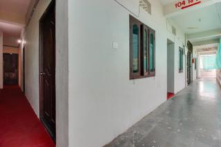 SPOT ON Hotel Chirag's - Pedda Ambarpet - 7