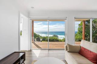 Waters Edge - beachside home near Rennies Beach - 5