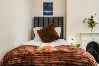 Cosy 4-Bed - Sleeps 7 Garden - Birmingham - 8