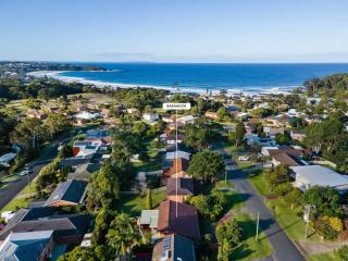 Baramook - family home with golf & beach nearby - 8