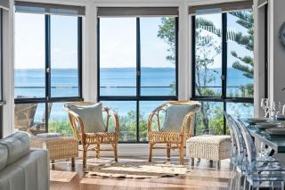 Seaside Escape - direct Collingwood Beach access - 3