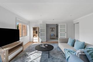 Niara - renovated 4BR Vincentia beach house - 6