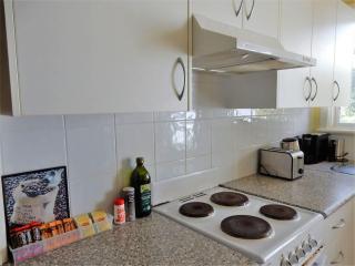 Donlan's Delight - steps from Mollymook sands - 5