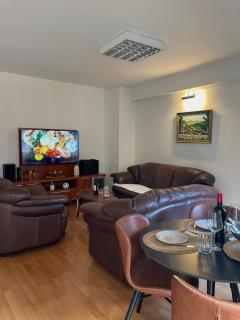 M House Apartments - Skopje - 9