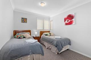 Birchgrove Collers Beach - pet-friendly apartment - 3