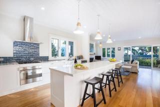 This Is It - stylish 4-bedroom Vincentia retreat - Vincentia - 3