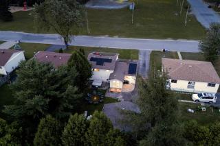 3 Bedroom Modern Getaway with Hot Tub and Pet Friendly - Sudbury - 9