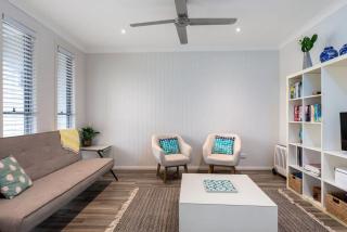 Beach Bliss - pet-friendly central Vincentia home - 5