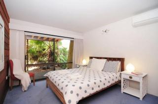 The Hideaway - beach home with large deck - 3