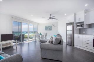 Mariners Mollymook Beach - beachside apartment - 7