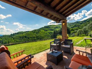 Beautiful home in Lizzanello - 2