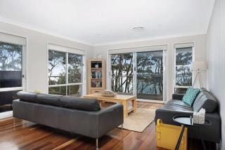 Escape to Hyams Beach by Jervis Bay Rentals - 3