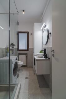 Stylish & Sunny Studios - Steps from Amzei Square - 6