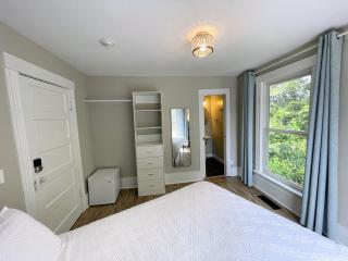 Lake Chelan Manor Room #3 - 3