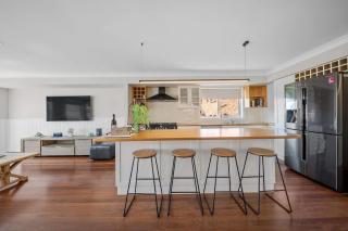 Karinya Jervis Bay - 4BR home & optional studio - 4