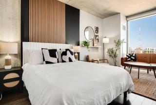 Boulevard Stays Downtown Highrise STU Sky Pool Parking Gym 05 - 4