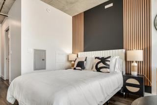 Boulevard Stays Downtown Highrise STU Sky Pool Parking Gym 06 - 4