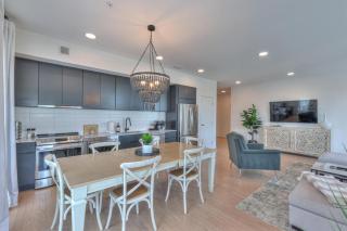 Boutique Condo On Nashville's Riverfront- Eve #402 - 4