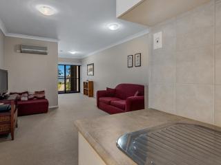 Elsinor Townhouse 3 - 5