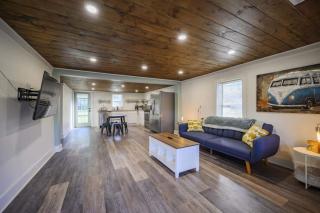 3 Bed 2 Bath Renovated Home Near The Lake - Decherd - 9