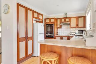 Woodglen Coastal Retreat - pet-friendly beach home - 6