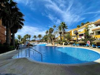 Golf & Beachside Getaway - 2