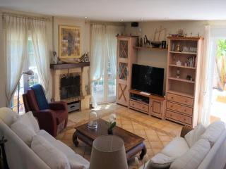 Stylish Alfàs del Pi Stay, cleaning included - Albir - 1