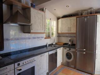 Stylish Alfàs del Pi Stay, cleaning included - Albir - 7