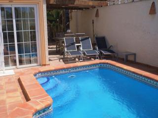 Stylish Alfàs del Pi Stay, cleaning included - Albir - 9