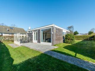 Bungalow in Julianadorp near Sandy Beach - 4