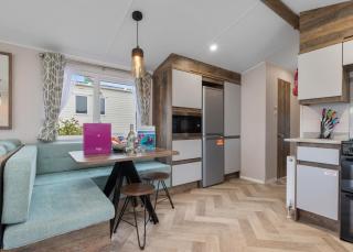Meadow House Holiday Park - Amroth - 7